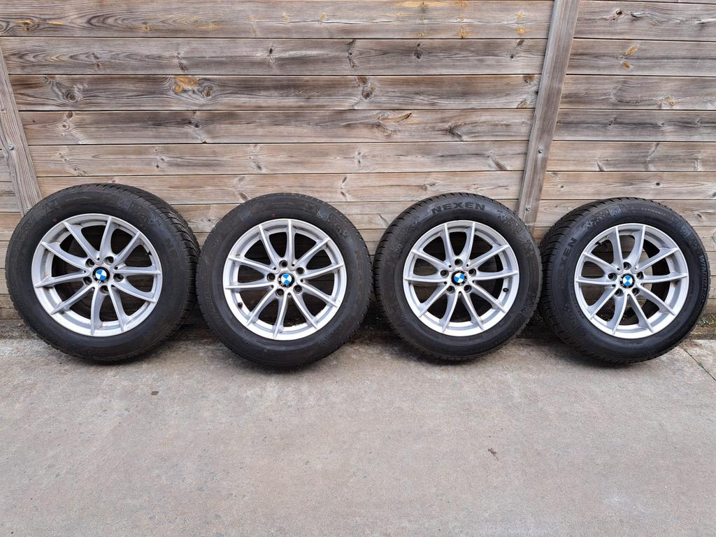 Winterbanden en originele BMW velgen, Auto-onderdelen, Banden en Velgen, Ophalen, Velg(en), 17 inch, Winterbanden