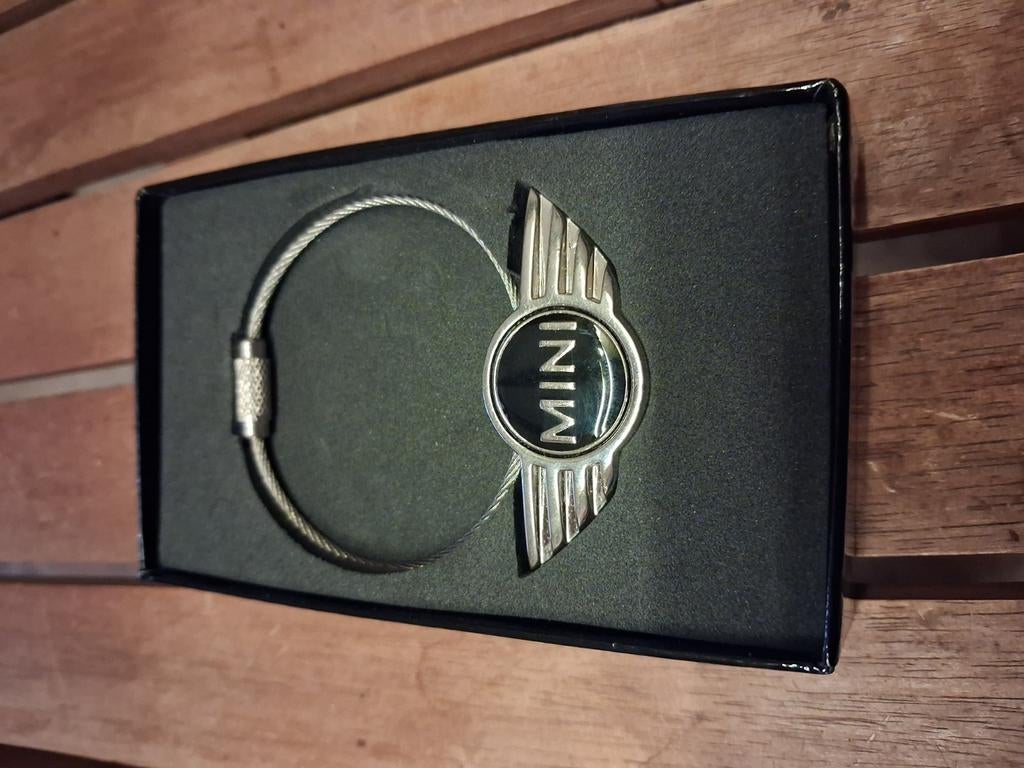 Sleutelhanger van Mini 3D, Ophalen of Verzenden, Zo goed als nieuw