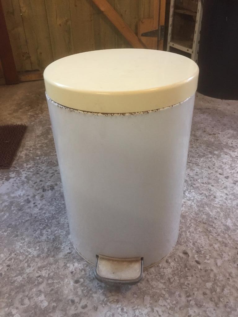 Vuilbak, Huis en Inrichting, Woonaccessoires | Prullenbakken, Ophalen, Gebruikt, Met pedaal, Metaal