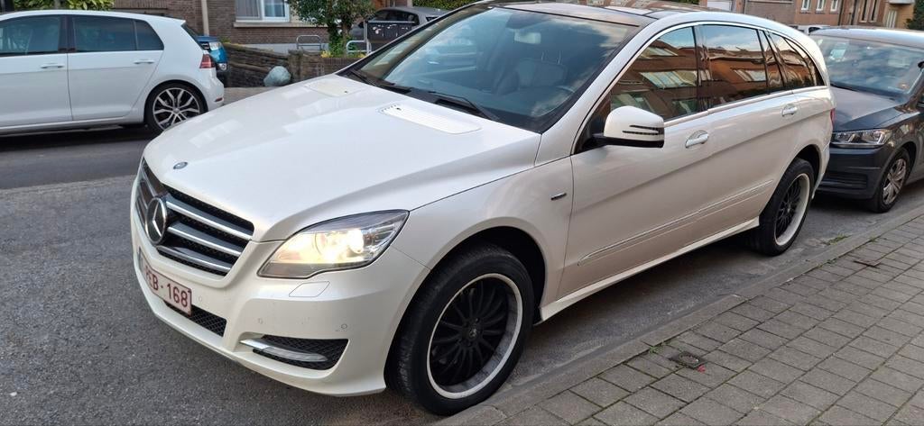 R350 bleutec 4 matric 7 places euro 6, Auto's, Mercedes-Benz, Euro 6, Diesel, Particulier, Te koop