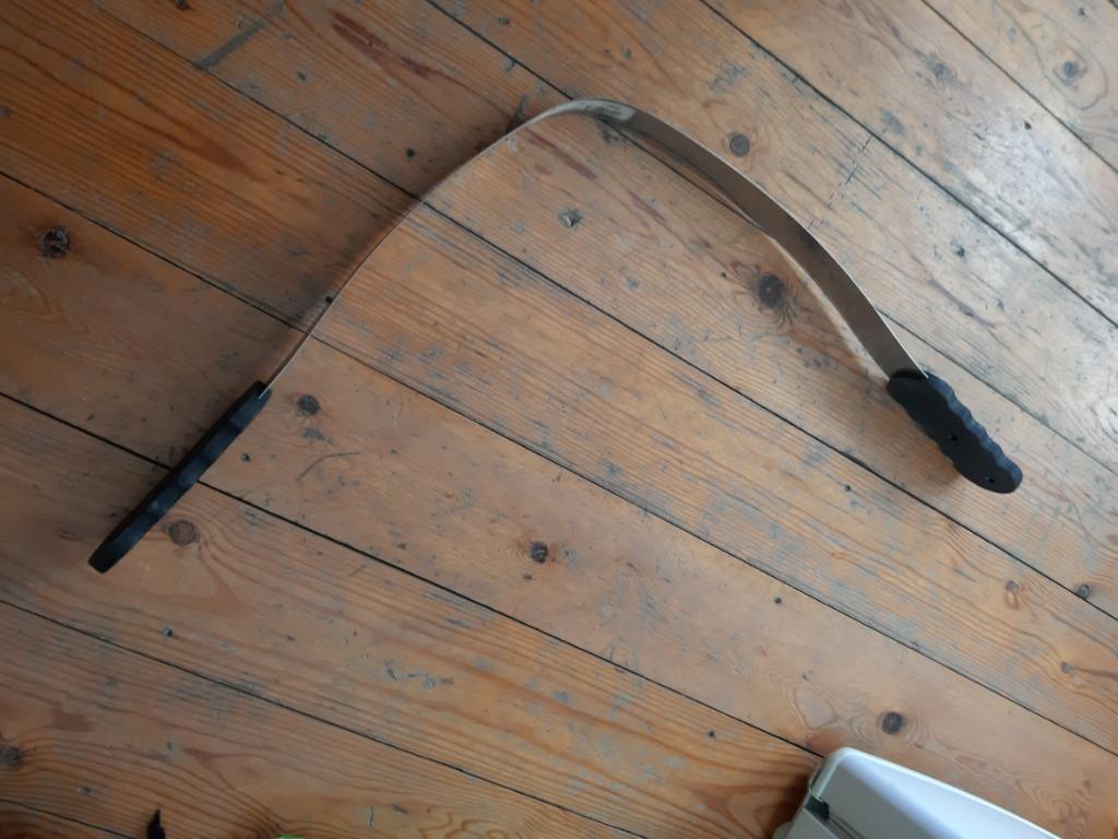 brosses, gratte-pieds, ceinture anti-transpiration, peignes, Enlèvement ou Envoi, Utilisé