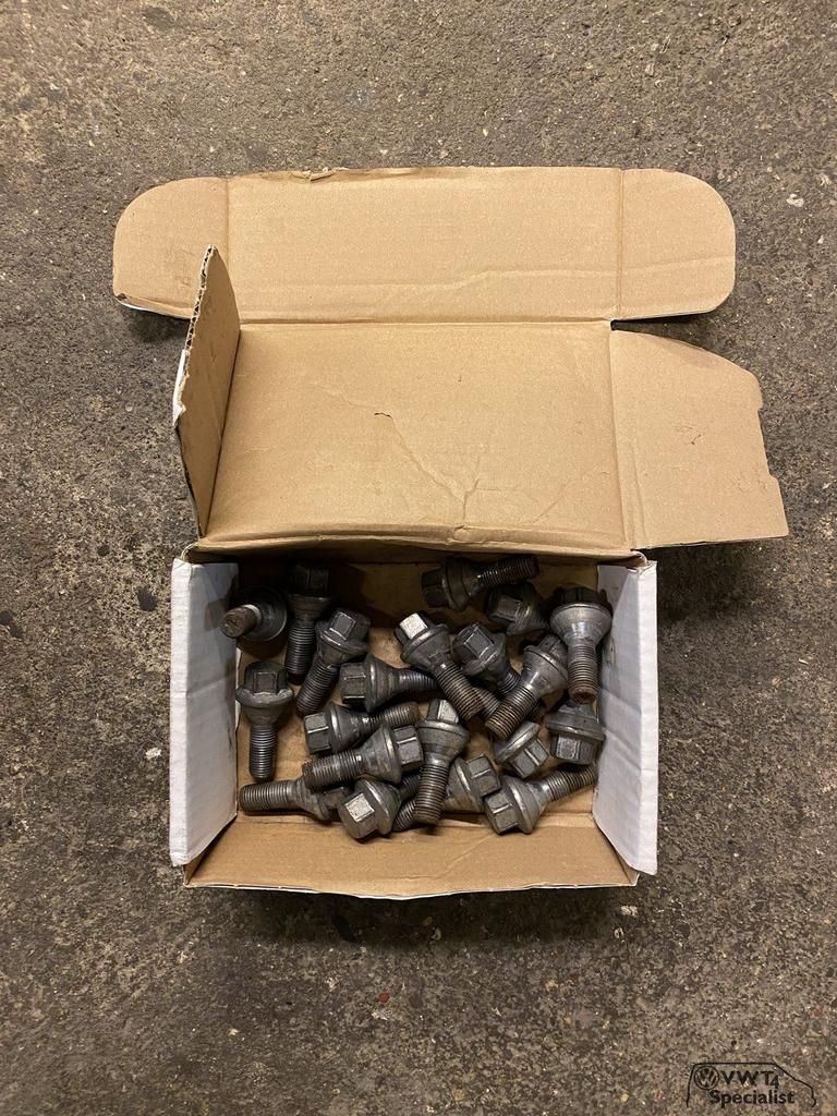 Renault Master 2010-2022 wielbouten wielbout (Opel Movano, N, Ophalen of Verzenden, Gebruikt