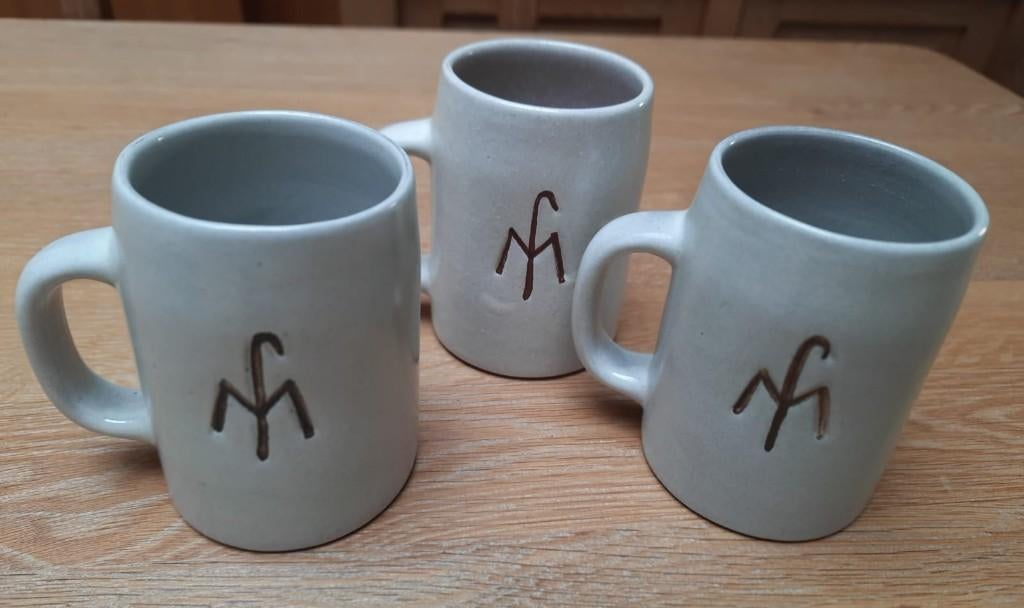 Tasses Maredsous authentiques, Collections, Marques de bière, Enlèvement, Comme neuf, Verre ou Verres, Autres marques