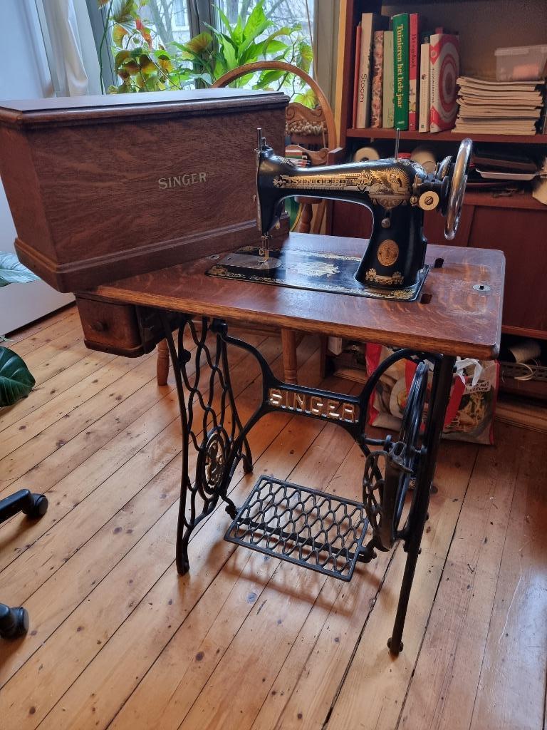 Singer antieke naaimachine, Ophalen