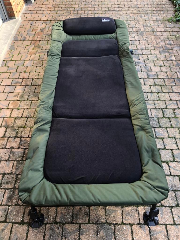 Bedchair Leon Hoogendijk Mastercarp, Sports nautiques & Bateaux, Enlèvement, Comme neuf, Autres types