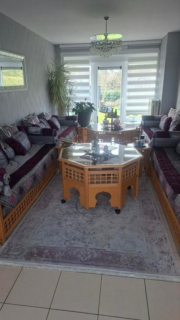 Salon marocain/oriental, Enlèvement