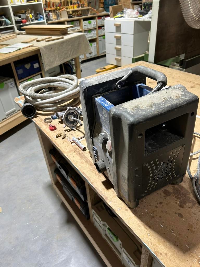 Pistolet à peinture HVLP STORCH ECO FINISH avec compresseur, Bricolage & Construction, Enlèvement, Utilisé, Pulvérisateur de peinture ou Pompe à peinture