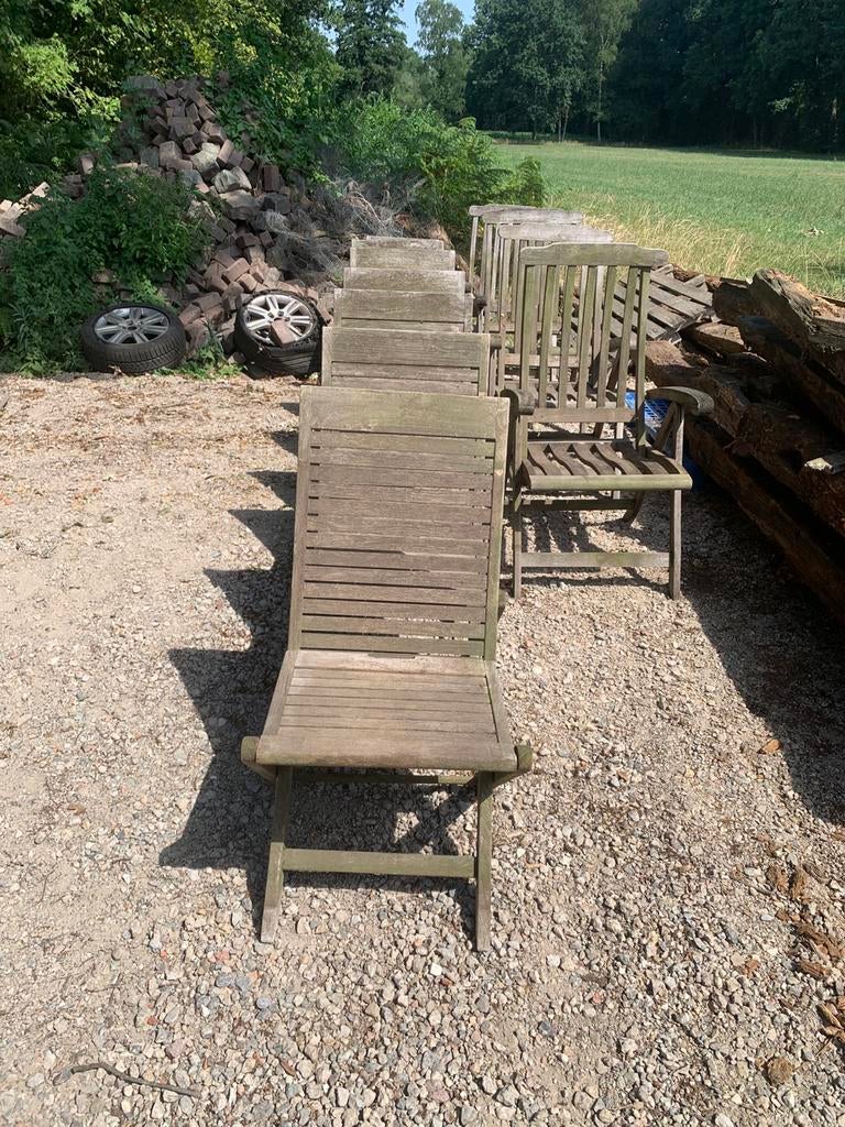 Teaken stoelen, Ophalen