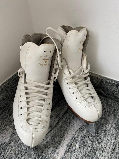 Kunstschaatsen dames, Zo goed als nieuw, Kunstschaatsen, Ophalen, Overige merken