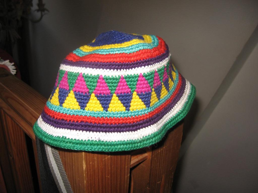 Cap in Bob Marley-stijl... Zeer klein formaat. Gehaakt bij d, 158 t/m 164, Jongen of Meisje, Nieuw, Ophalen of Verzenden