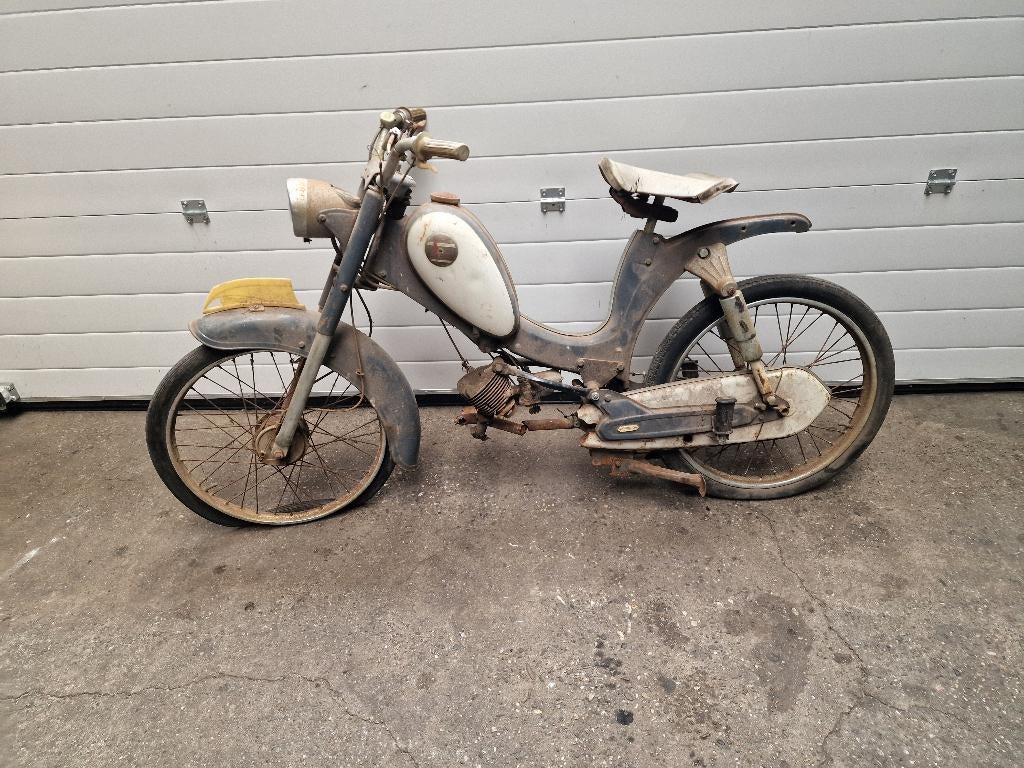 Sparta voor onderdelen of restauratie., Fietsen en Brommers, Brommeronderdelen | Oldtimers, Gebruikt, Sparta, Overige typen, Ophalen