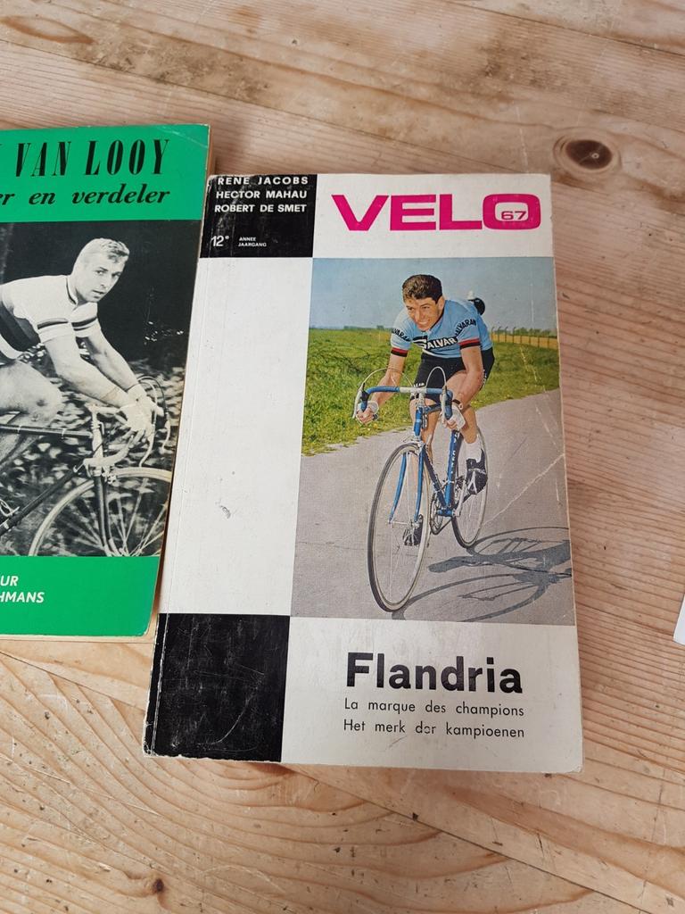 VELO 67 12e jaargang Rene Jacobs ea 2-talig, Gelezen, Lopen en Fietsen, Ophalen of Verzenden, Rene jacobs