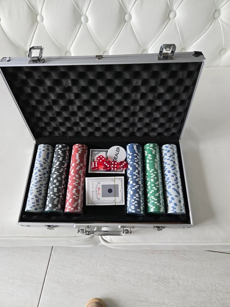 Malette de poker, Enlèvement