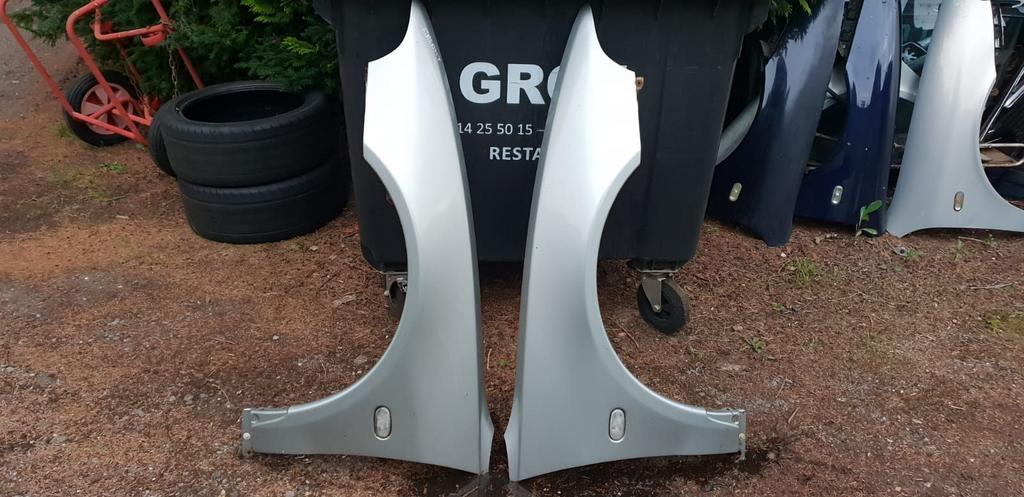 MITSUBISHI GALANT VOORSCHERMEN BJ 1998, Gebruikt, -, -, Ophalen of Verzenden