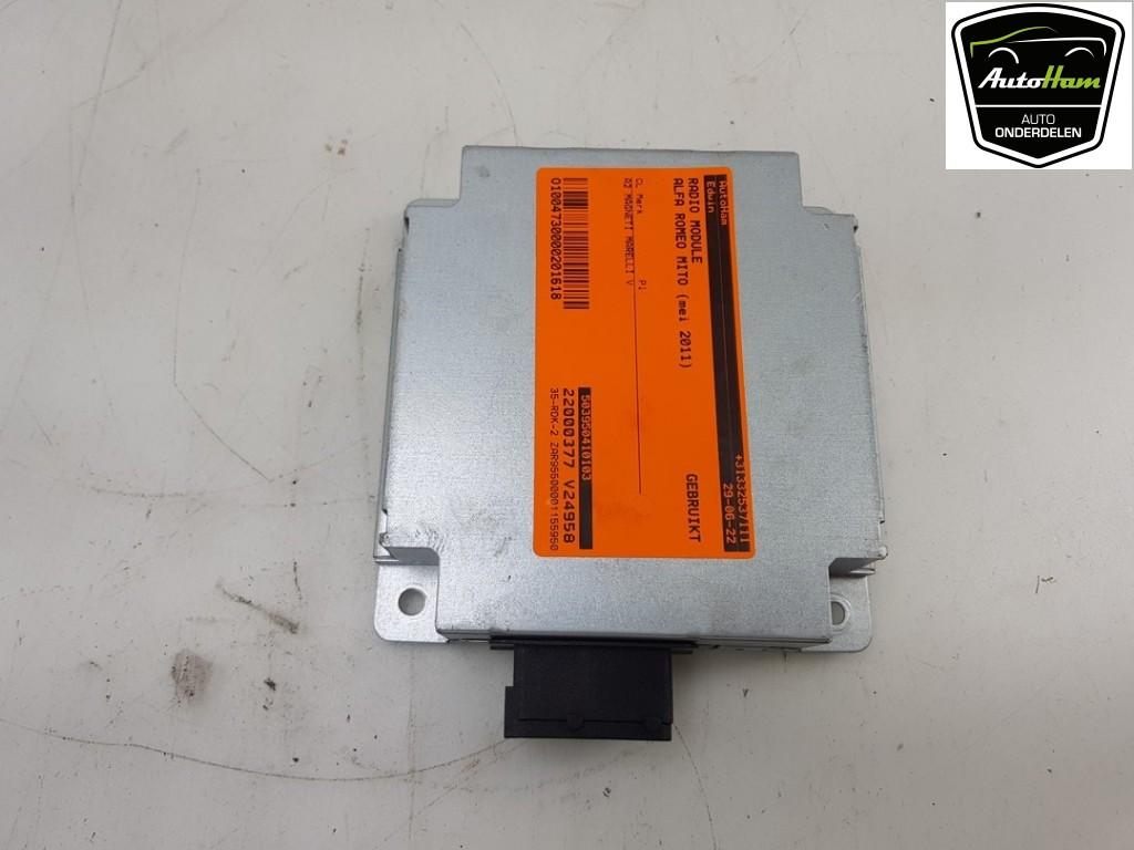 AUTORADIO Alfa Romeo MiTo (955) (|51833517|50520764|), Utilisé, Alfa Romeo