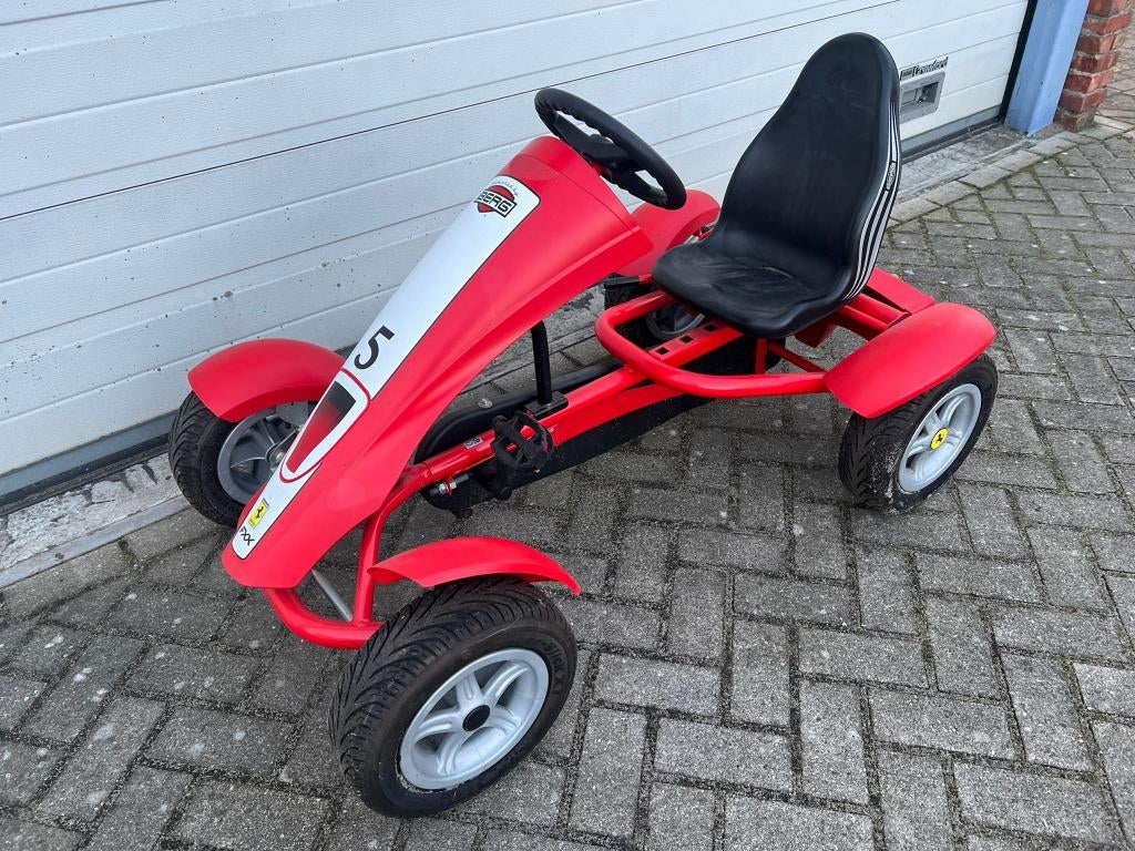 Berg Ferrari FXX skelter Go-Kart Jong gebruikt, Kinderen en Baby's, Speelgoed | Buiten | Skelters, Ophalen, Berg