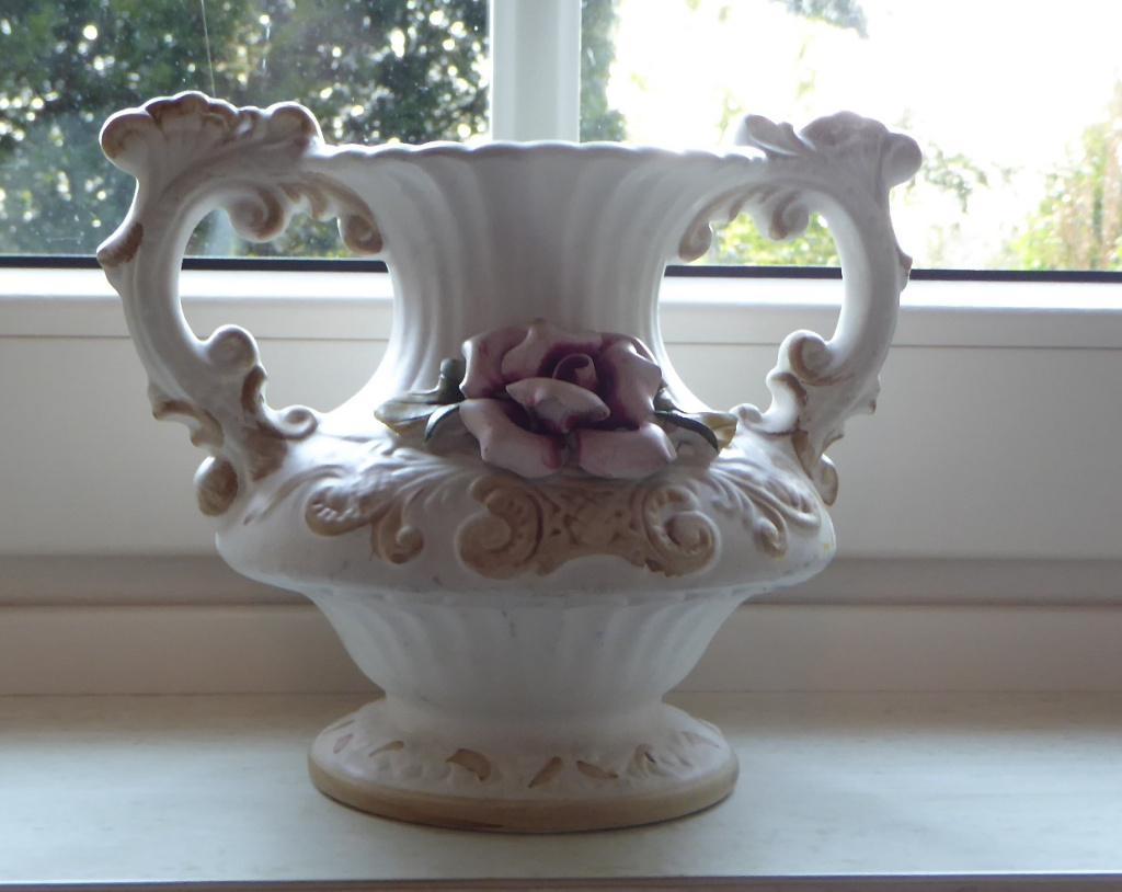 Vase décoratif de 15 cm de haut, Antiquités & Art, Enlèvement