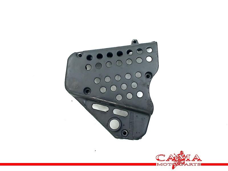 PIGNON CACHE AVANT GSX R 750 1992-1995 (GSXR 750 GR7B), Dhr. S. di Majo, Utilisé, Info@cama-motorparts.nl, P.J. Troelstraweg 8 8
3144 CX  MAASSLUIS, NL