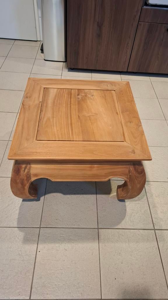 Opium tafel 60x60, Huis en Inrichting, Ophalen