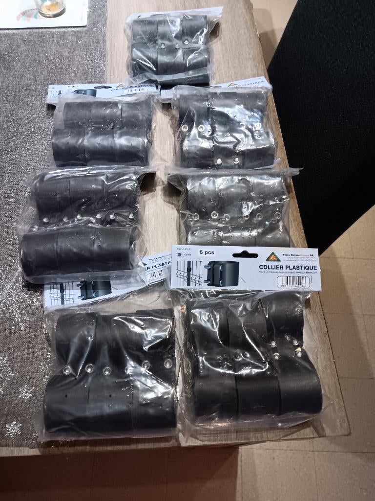 42 attaches cloture panneau bekaert neuf, Jardin & Terrasse, Enlèvement, Neuf