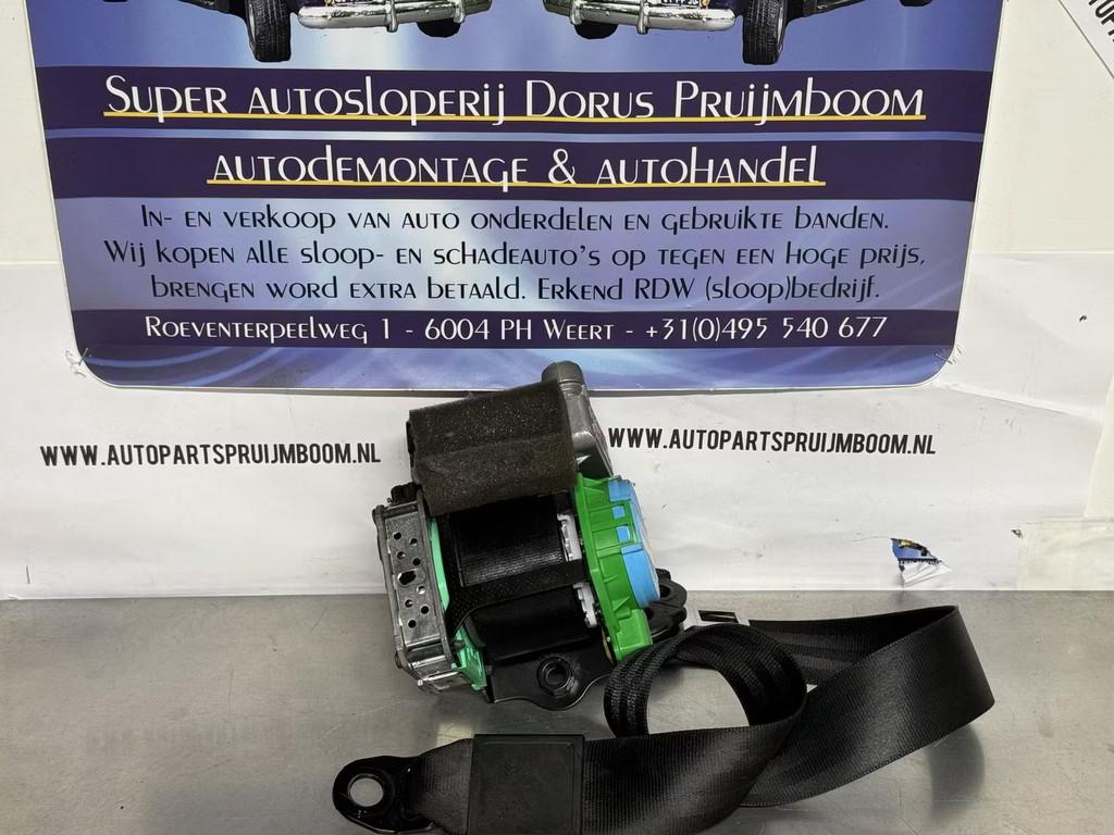 Audi a5 coup Gordel links voor, Auto-onderdelen, Interieur en Bekleding, Gebruikt, AUDI AG, Auto-Union-Strasse 1
85045  Ingolstadt, DE