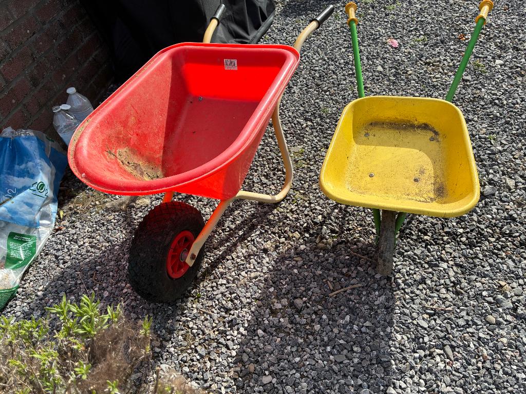 Brouettes enfants, Jardin & Terrasse, Enlèvement, Utilisé
