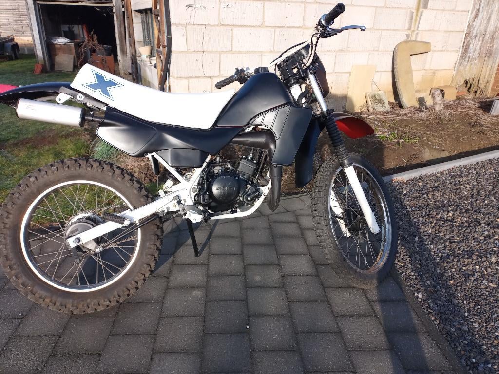 suzuki tsx/w, Fietsen en Brommers, 6 versnellingen, 49 cc, Klasse B (45 km/u), Ophalen