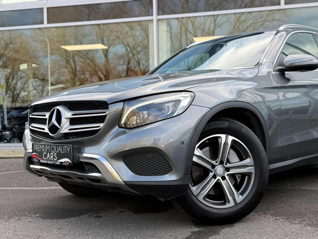Mercedes-Benz GLC 250 4MATIC / TREKHAAK / ZETELVERWARMING /, Automaat, https://public.car-pass.be/vhr/d3fa041d-6852-4d16-8bf6-9385812f9f56