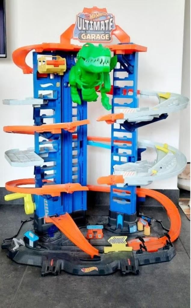 Hot Wheels ultimate garage, Kinderen en Baby's, Ophalen, Racebaan, Opwindmechanisme, Zo goed als nieuw