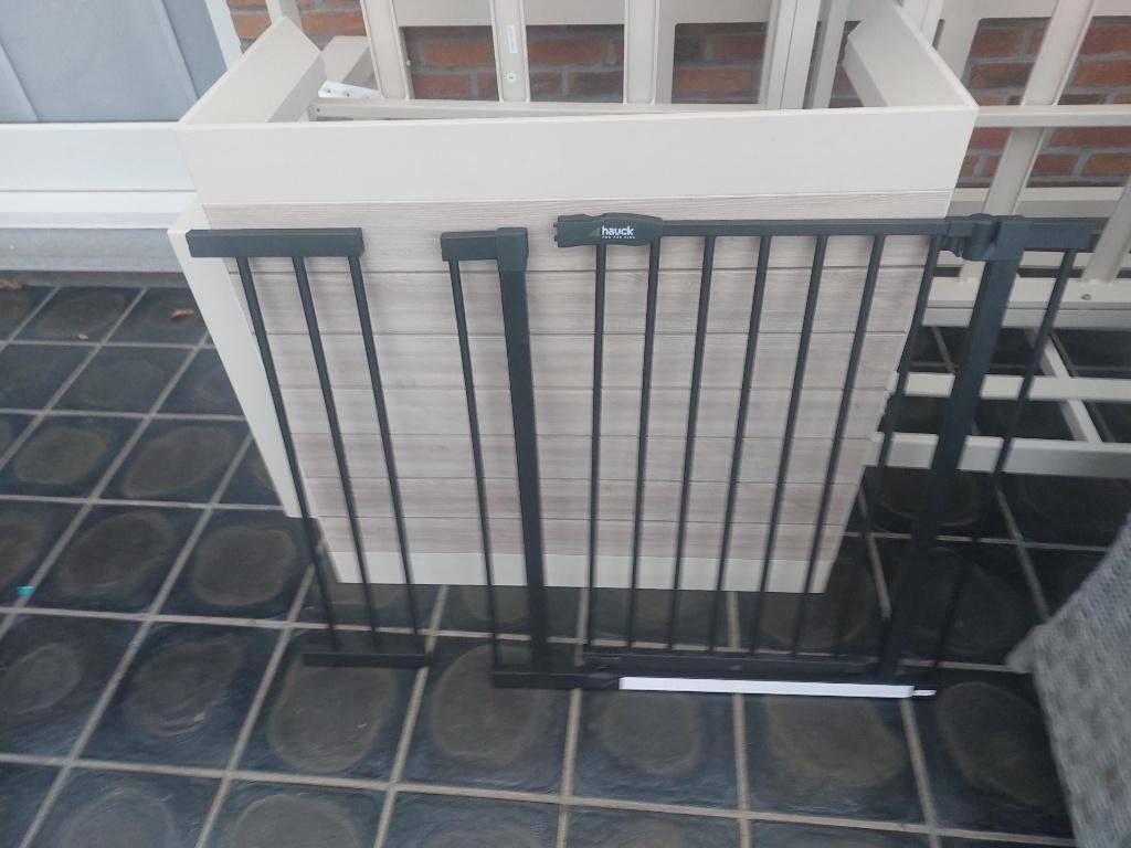 Traphekje, Ophalen, Zo goed als nieuw, Metaal of IJzer, Schroefhekje