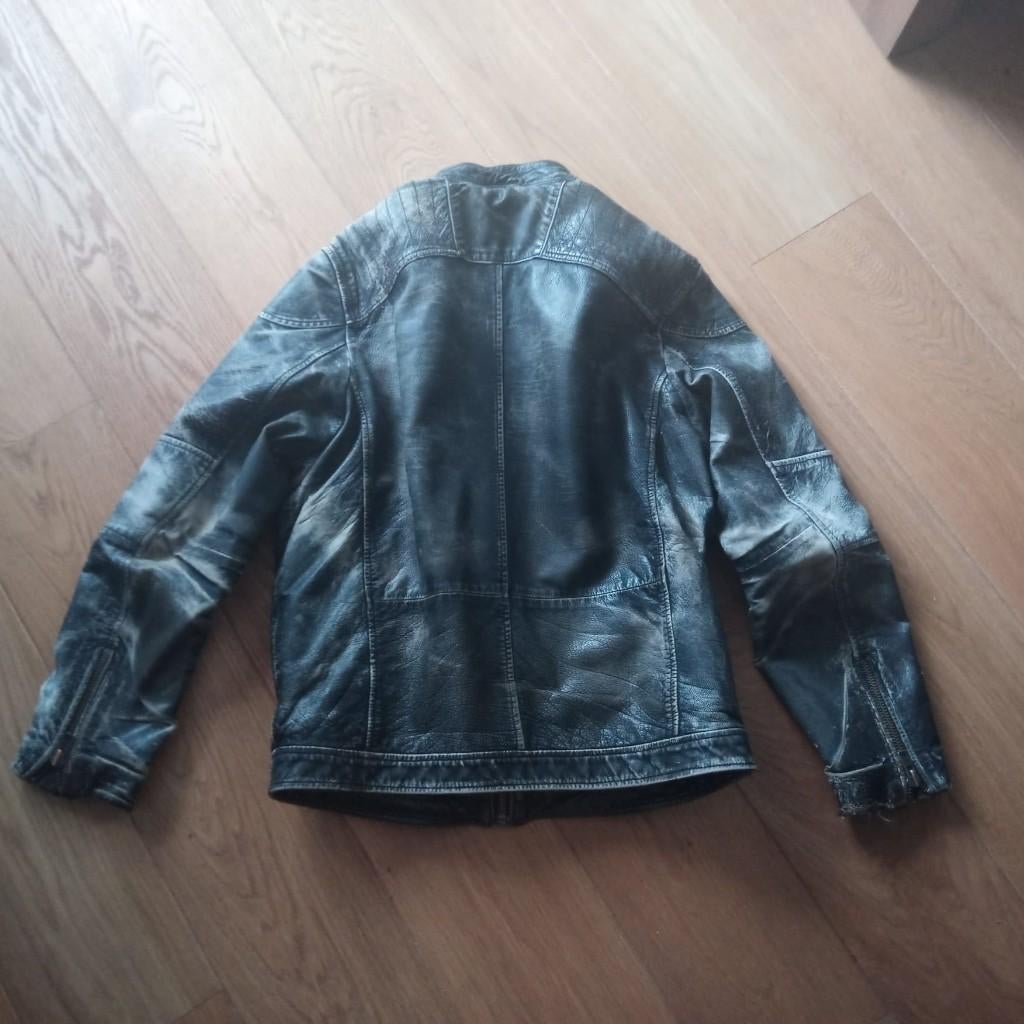 Lederen Jas LEVINSKY, Ophalen, Gedragen