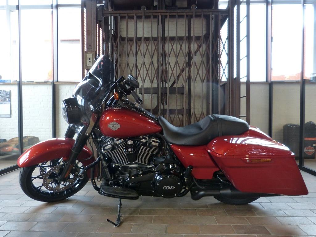 Harley-Davidson TOURING FLHRXS ROAD KING SPECIAL (bj 2025), Motoren, Motoren | Harley-Davidson, Harley-Davidson, Traction Control