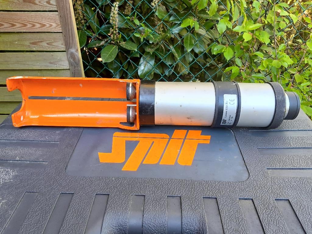 SPIT - Kit de pistolet à air comprimé (compresseur) + coffre, Enlèvement ou Envoi, Utilisé