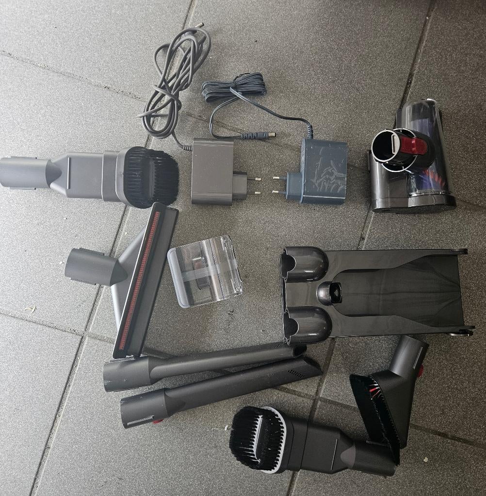 Lot accessories dyson v15, Electroménager, Aspirateurs, Enlèvement