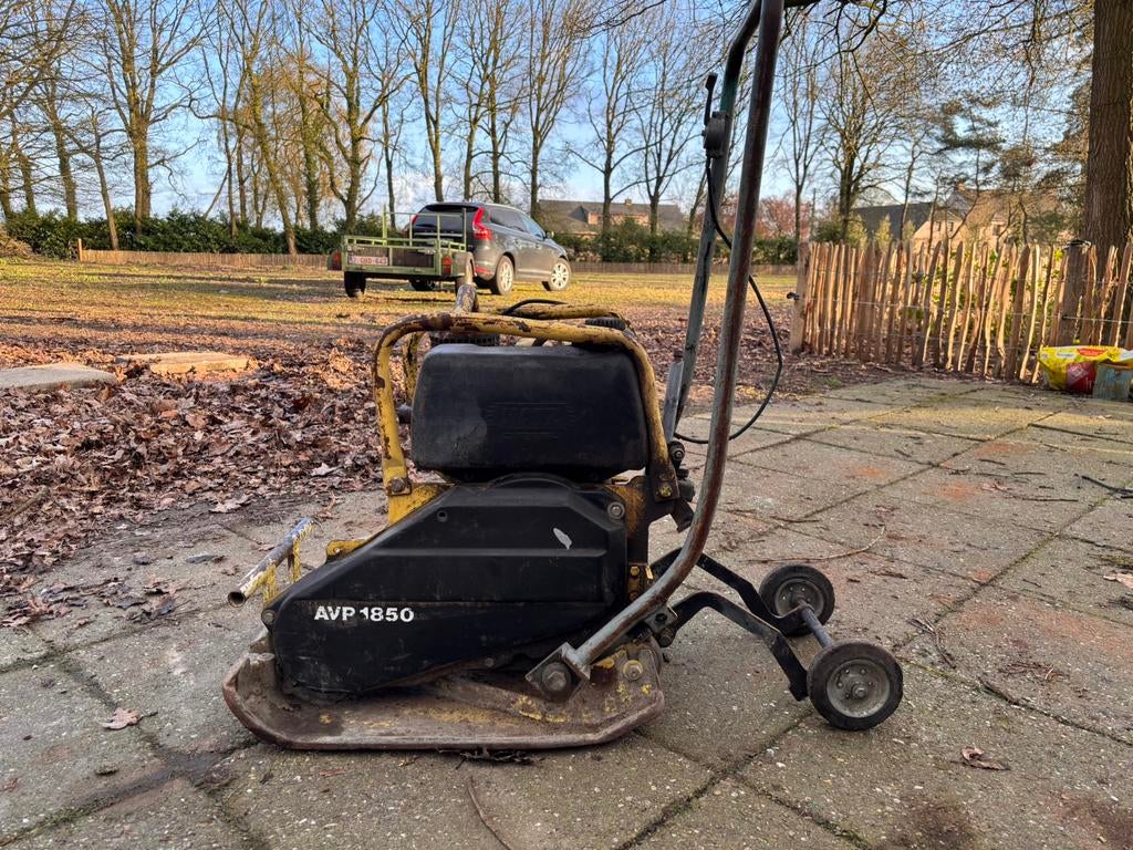 Trilplaat ammann hatz diesel, Enlèvement, Utilisé