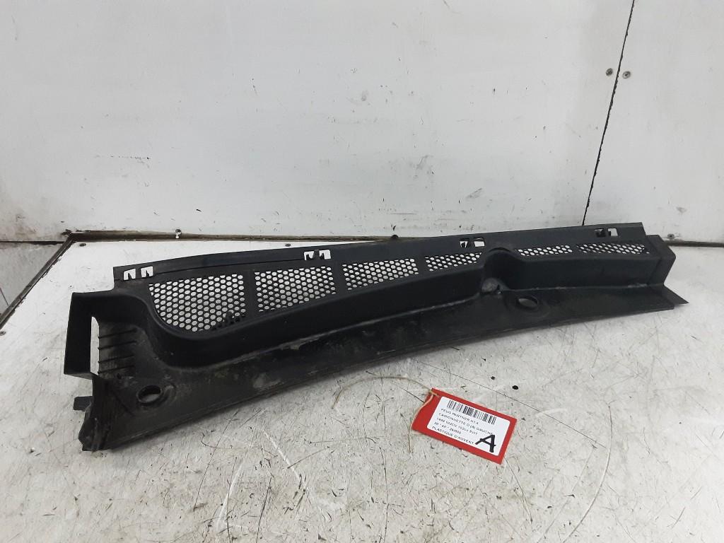 SIERLIJSTEN VOORRUIT Peugeot Partner (EA / / EF / EN / EU), Auto-onderdelen, Gebruikt, Voor, Mevr. I. Hauben, Rue de l'Espoir 34 34
4030  GRIVEGNÉE, BE