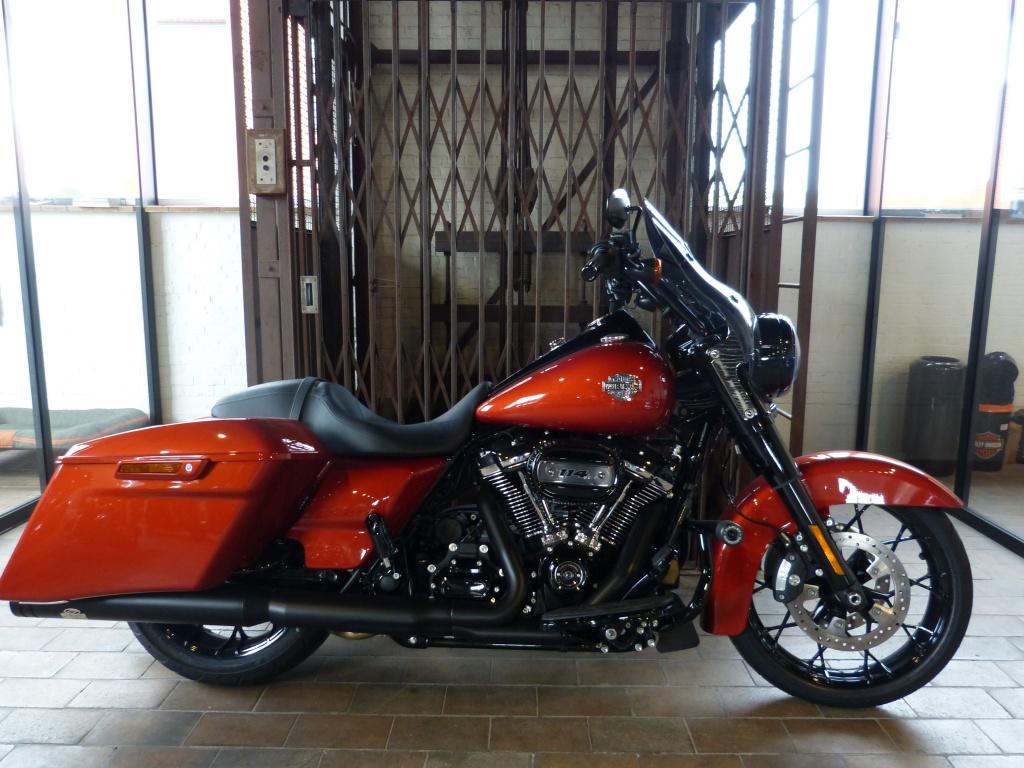Harley-Davidson TOURING FLHRXS ROAD KING SPECIAL (bj 2025), Motoren, Motoren | Harley-Davidson, Harley-Davidson, Traction Control