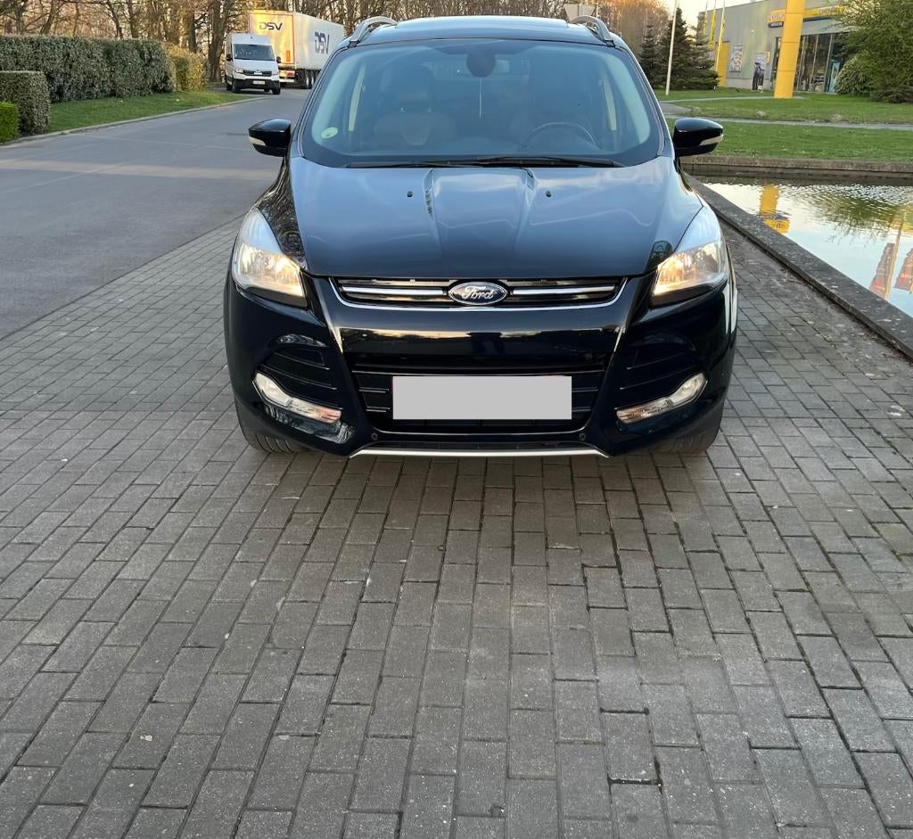 Ford KUGA Toit *Panoramique** 2.0d 88kw Business Edition S/S, Auto's, Ford, Voorwielaandrijving, 4 cilinders, Leder en Stof, Zwart