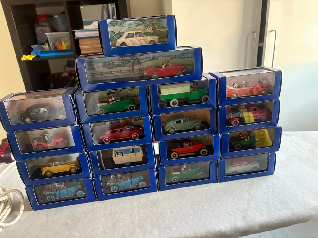 Voiture tintin, Enfants & Bébés, Jouets | Thomas le petit Train, Comme neuf, Enlèvement