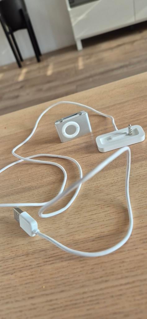 IPod shuffle 2nd génération, Enlèvement, Shuffle