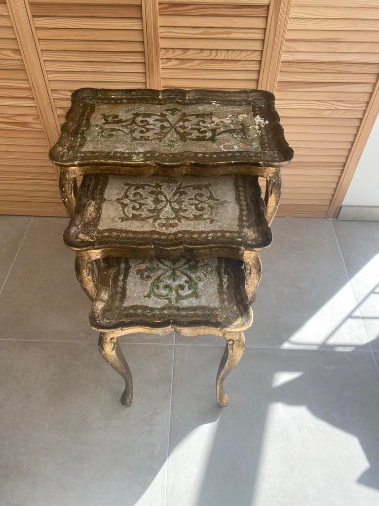 Antieke bijzettafeltjes 3st.+kl.dienblad,Florentijnse stijl, Ophalen