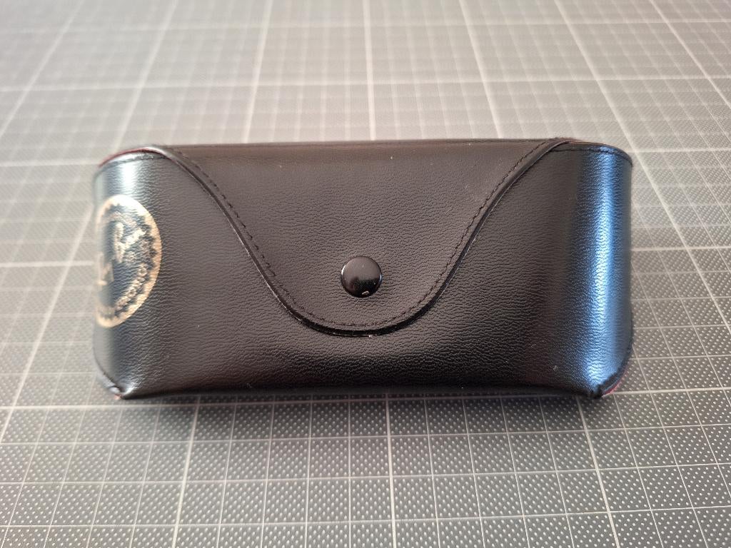 Lunettes de soleil Ray Ban., Enlèvement, Lunettes de soleil