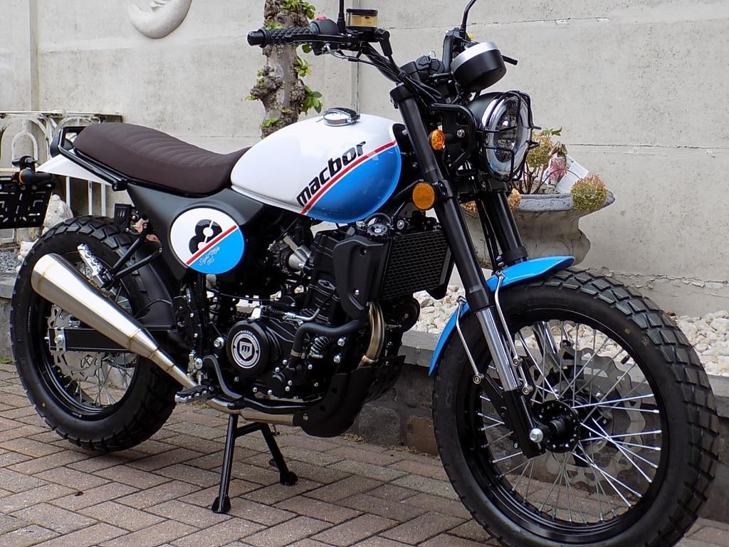 Macbor 125cc scrambler cafe  racer eight mile 11KW 15PK, Motos, Entreprise, Chopper, Neuf, Éclairage LED