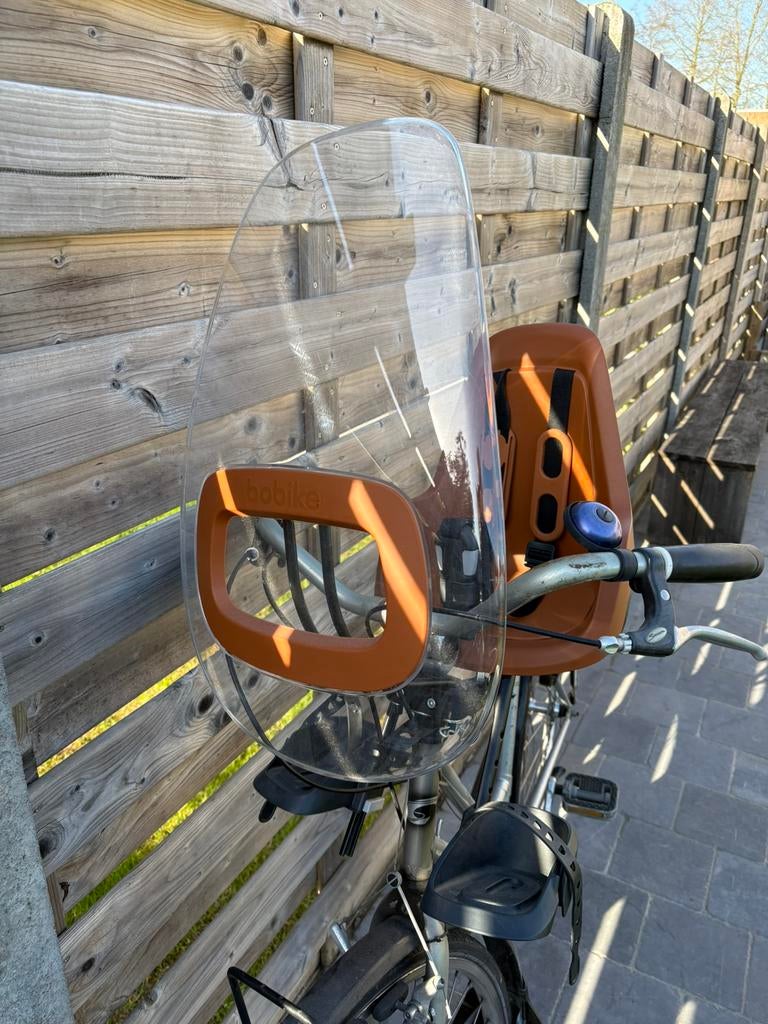Fietsstoel bobike met windscherm, Fietsen en Brommers, Fietsaccessoires | Fietsstoeltjes, Ophalen, 9 t/m 18 kg, Voorzitje, Voetsteuntjes