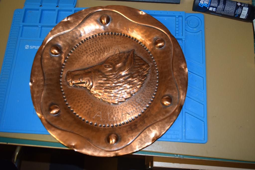 Plateau en cuivre avec tete de sanglier, Antiquités & Art, Antiquités | Bronze & Cuivre, Cuivre, Enlèvement ou Envoi
