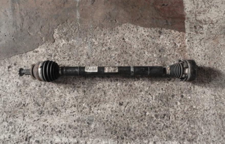 A vendre cardan 1400TDI Polo Seat ibiza Skoda, Enlèvement, Utilisé, Seat