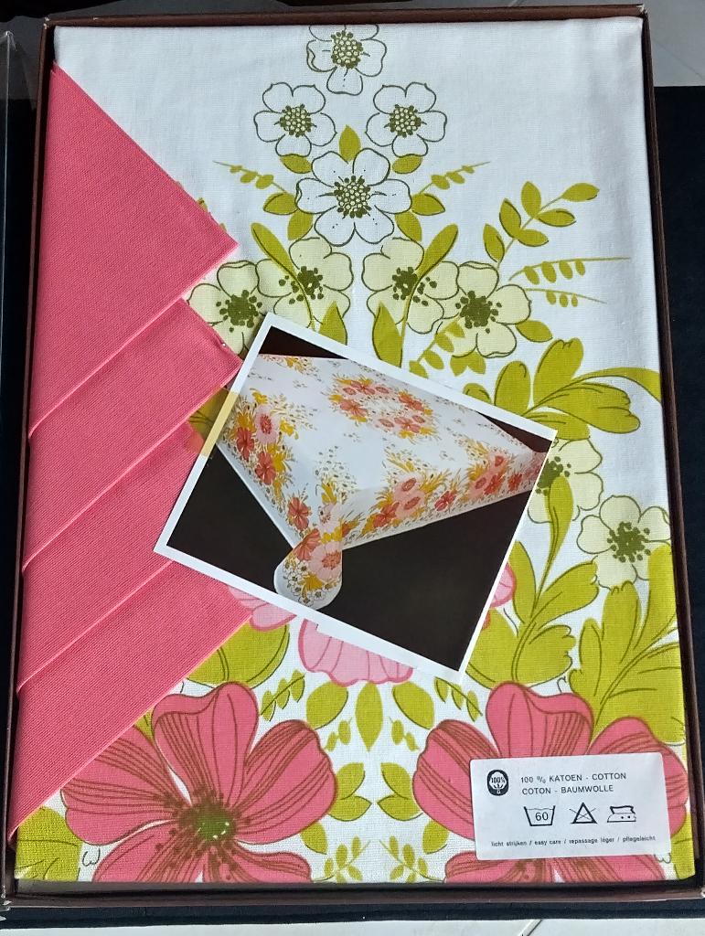 Nappe tissu 100% coton Birdy Exclusive neuf vintage, Enlèvement