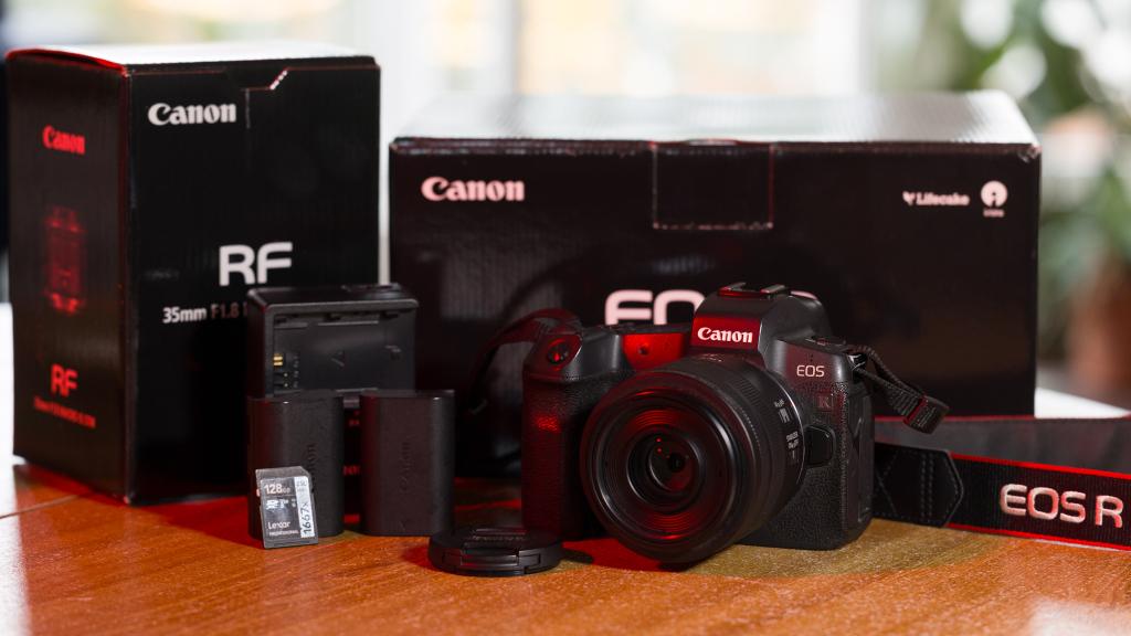 Canon EOS R + 2 batterijen + 128 GB SD, Gebruikt, Spiegelreflex, Canon, Minder dan 4 keer