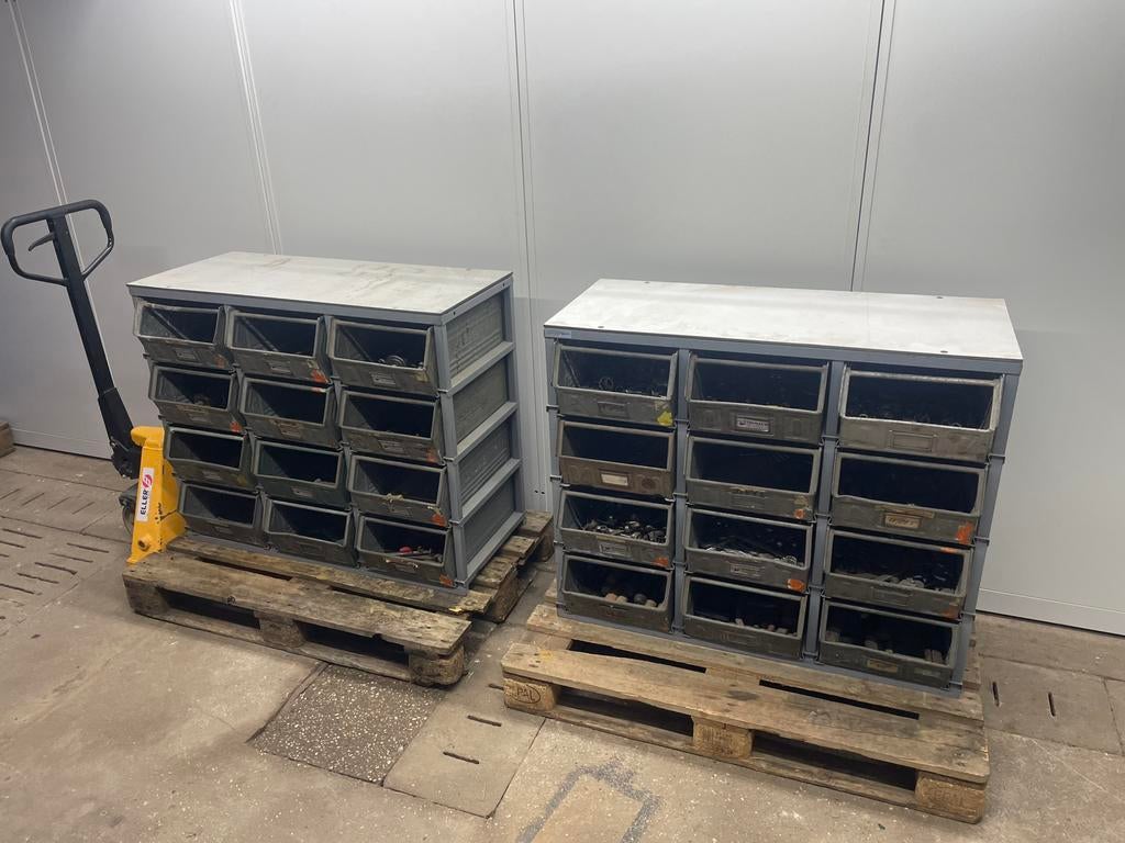 Armoire de rangement en métal, Enlèvement, Comme neuf