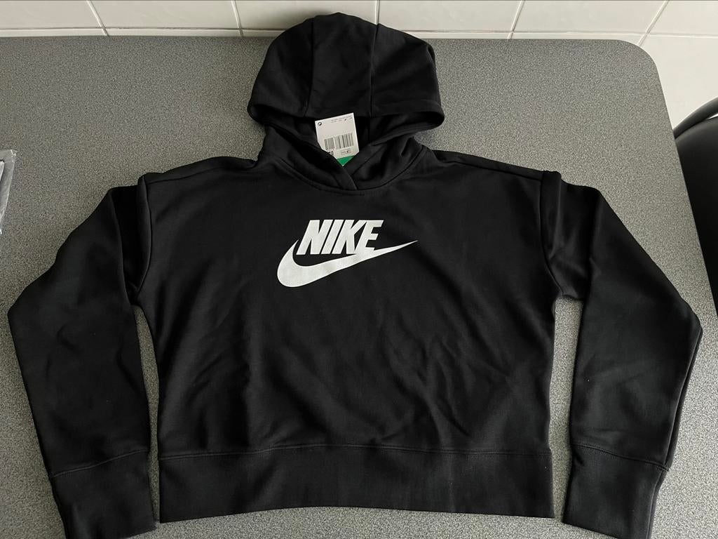 Zwarte korte hoodie Nike - maat XL, Meisje, Trui of Vest, Nieuw, Ophalen of Verzenden
